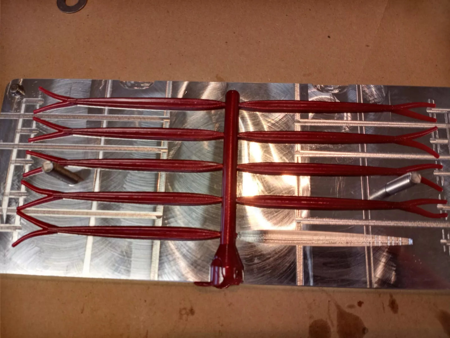 Aluminum Injection Bait Mold, 4 inch Fork Tail Minnow - Split Tail Minnow