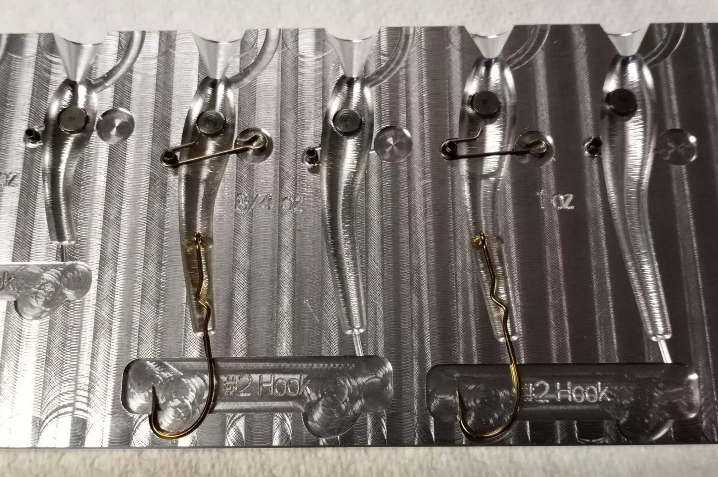 Vertical Jigging Minnow 6 cavity Mold ( 1/2 oz - 3/4 oz - 1 oz ) ( Kit -300 )