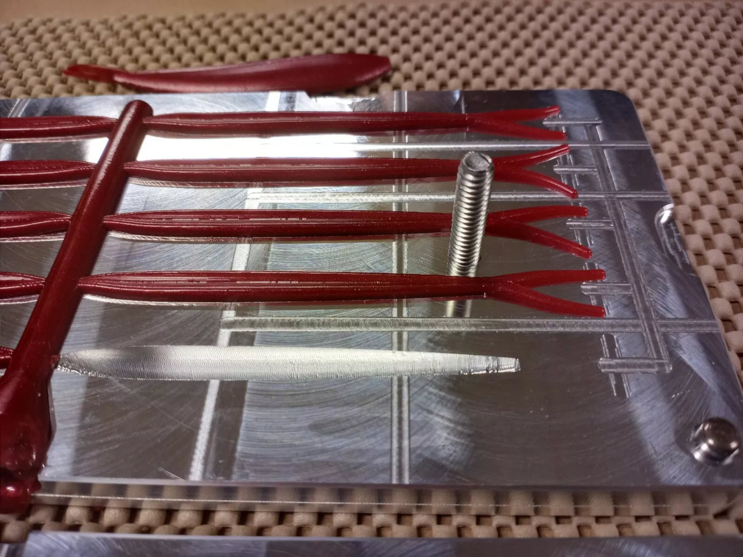Aluminum Injection Bait Mold, 4 inch Fork Tail Minnow - Split Tail Minnow