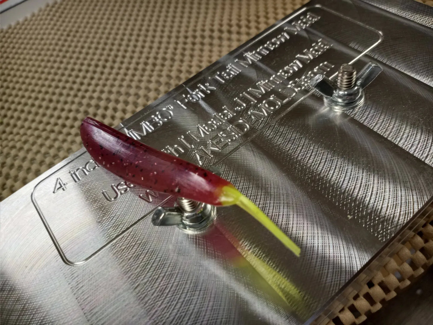 Aluminum Soft Bait Mold, 4 inch [JUMBO] Fork Tail Minnow ( MODEL J )
