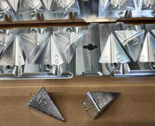 5 oz and 6 oz Combo Pyramid Sinker Production Mold ( 14 cavity )